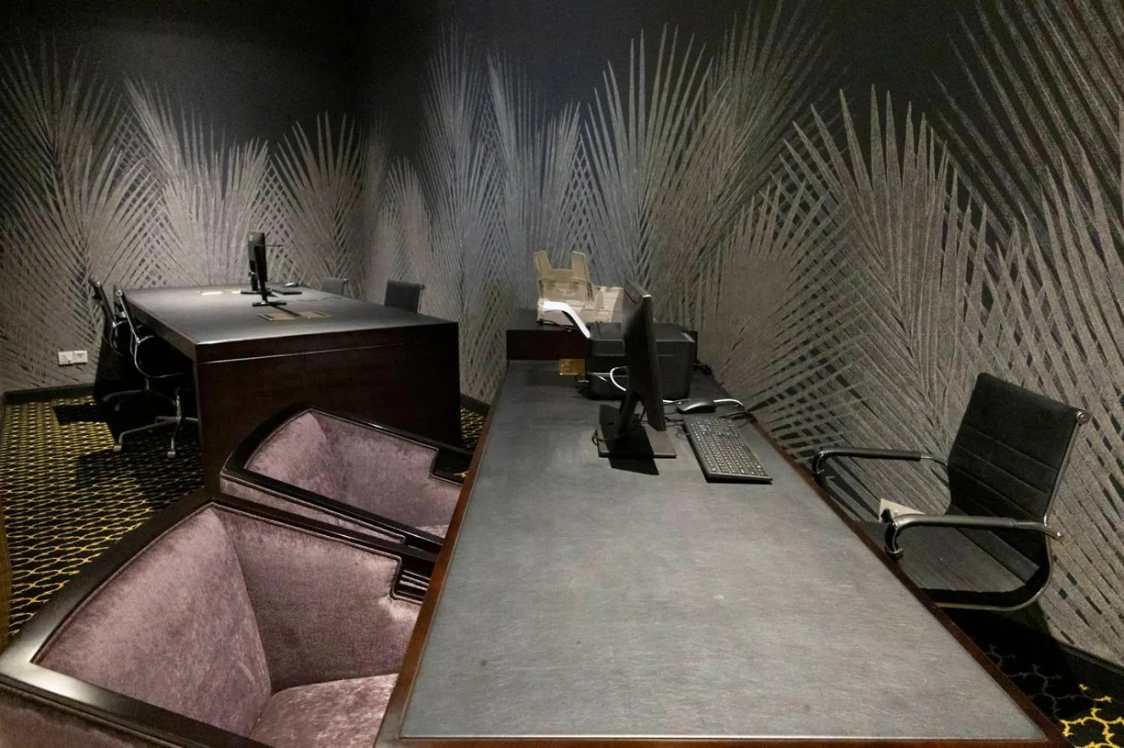 Yangon Thanlwin Hotel